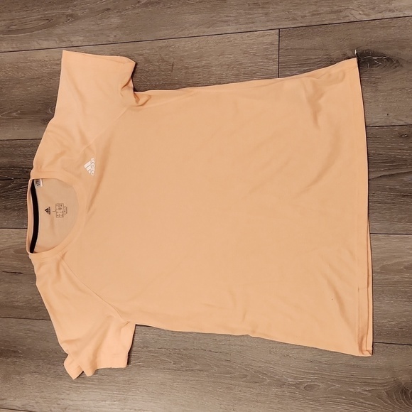 Adidas Short Sleeve TShirt - Picture 1 of 5